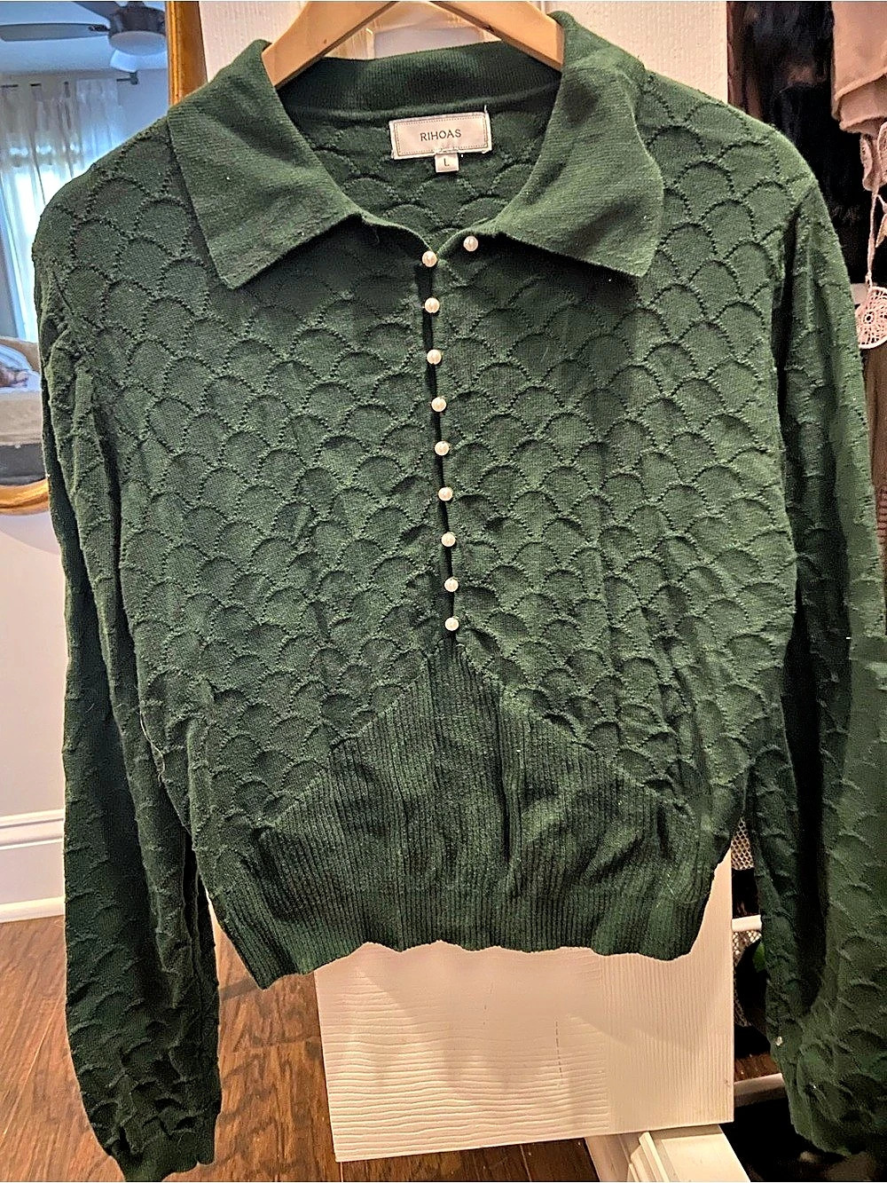 RINOAS Textured Button Front Sweater in Green